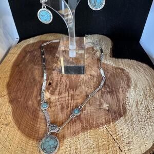 Vintage Sarah Coventry necklace and earrings